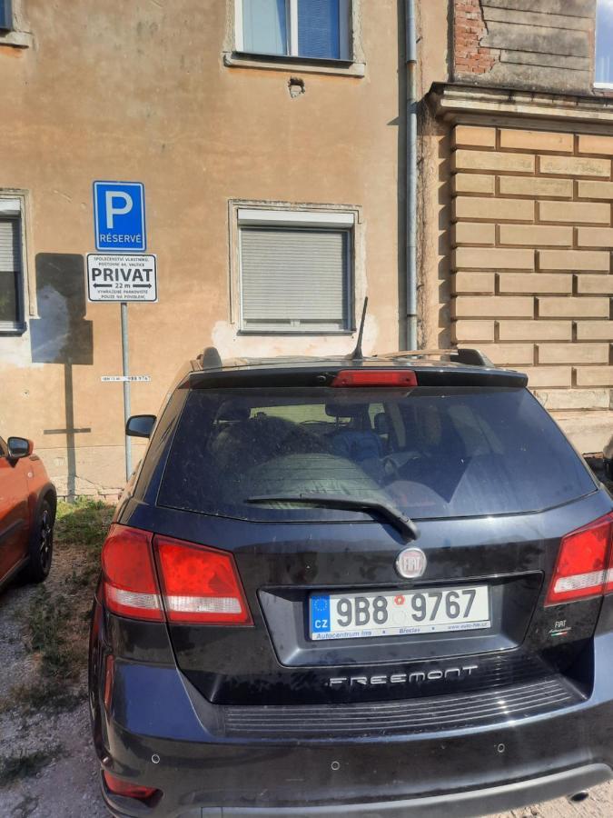 Apartman Sandra Valtice Exterior foto